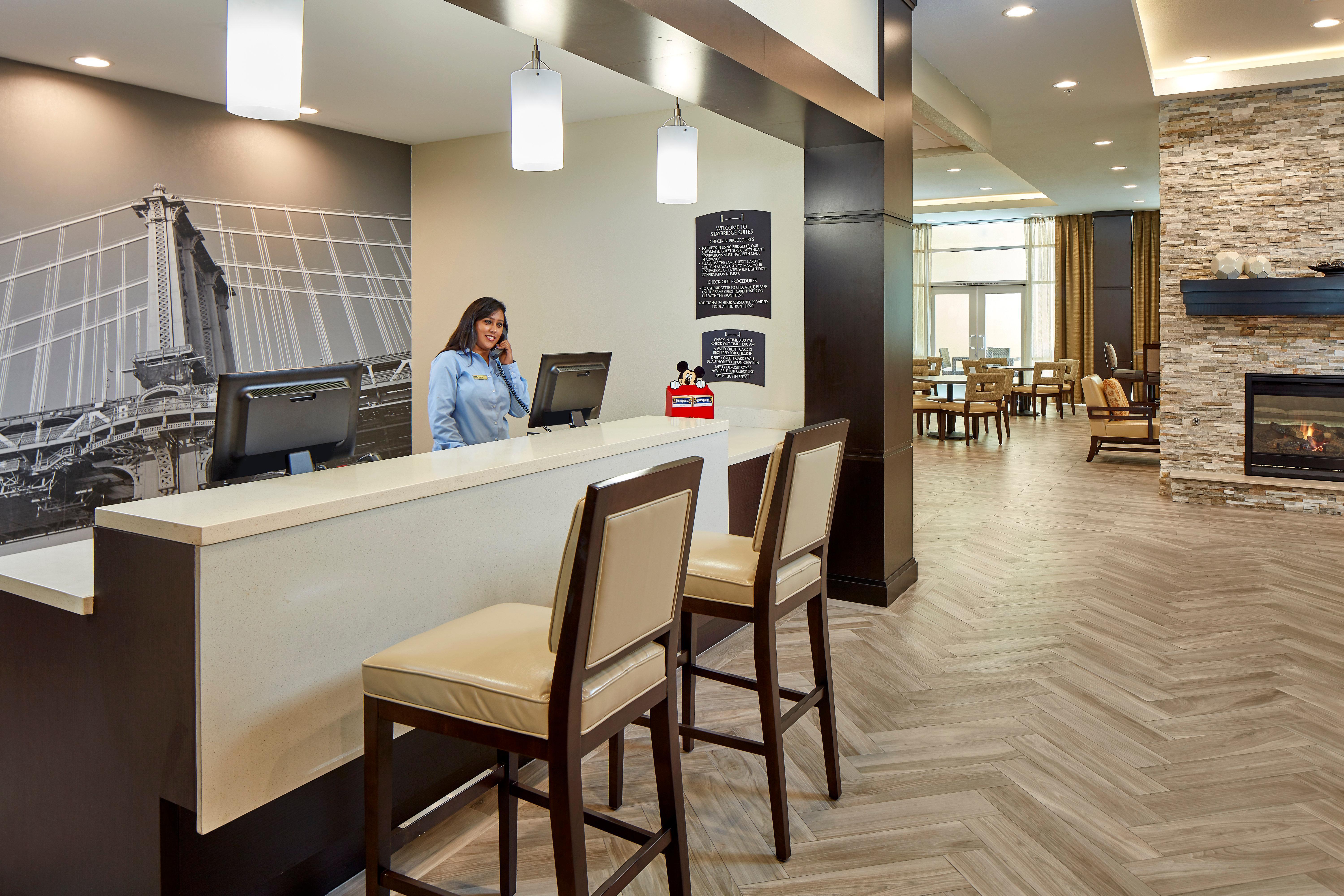Staybridge Suites Anaheim At The Park By Ihg Экстерьер фото